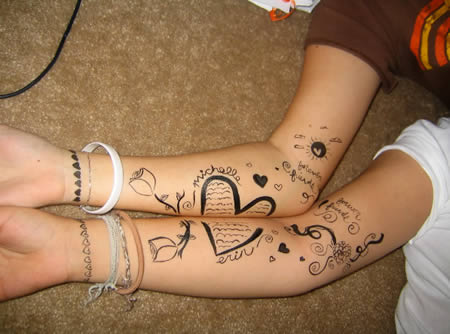 heart tattoos of love, lip lover tattoos, love tattoo designs, Love Tattoo designs ideas, lover tattoos