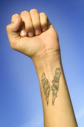 small angel wings tattoo designs,small angel wings tattoos for women,small angel wings tattoo ideas,small angel wings tattoos on wrist