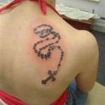 Cross-Girl-Tattoos2