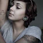 Cross-Girl-Tattoos8