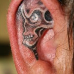 Ear-Skull-Design-Tattoo-5