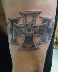 Iron-Cross-Tattoos-5