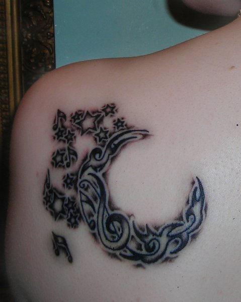beautiful tattoo designs, Cute Moon Tattoo, Moon, Moon Tattoo, tattoo, tattoo meaning, tattoo pictures, tattoo wallpapers, tattooed, tattooing, tattoos
